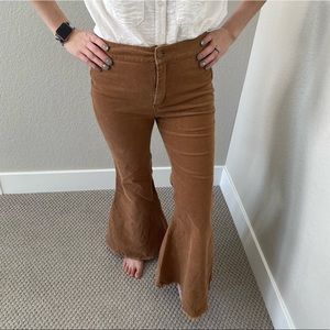 Fantastic Corduroy Flare Pants 70’s Style. Wide flares. Size 26